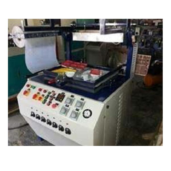 Plastic Thermoforming Machine