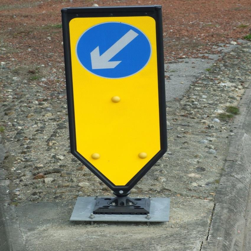 Traffic Safety Bollard