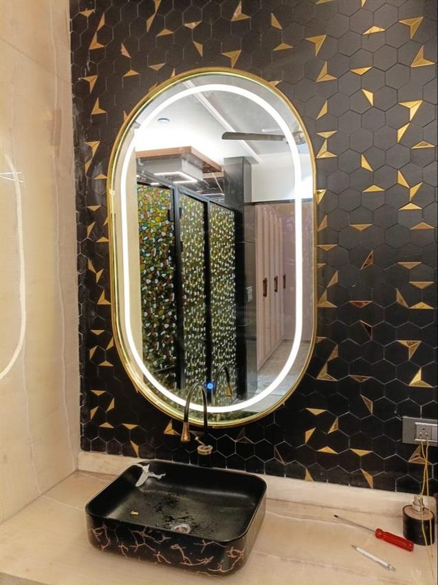 Transparent Wall Mounted Wash Basin Bathroom Mirror for Hotels