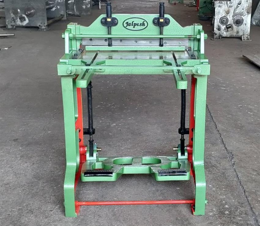 Treadle Guillotine Shearing Machine, 500-1000mm Width