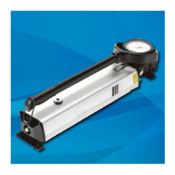 Two-Speed Hydraulic Hand Pump BHP 15