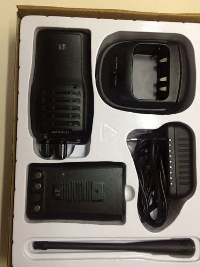 UHF Communication Radio