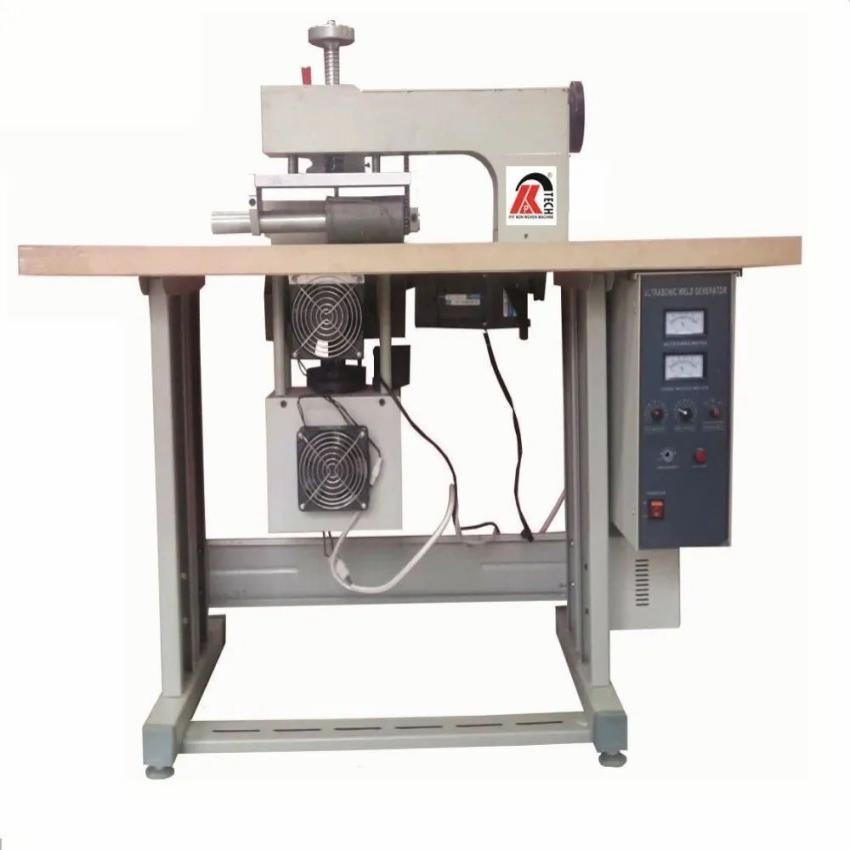 Ultrasonic Lace Cutting Machine - 300mm, 18 m/min