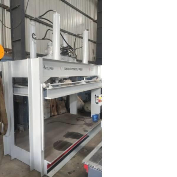 Vacuum Membrane Press Equipment