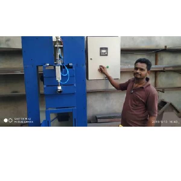 Single-Head Valve Bag Filler, India