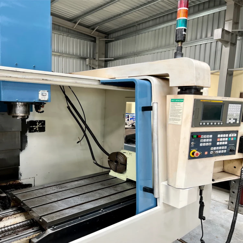 Vertical Milling Machine with 4th Axis