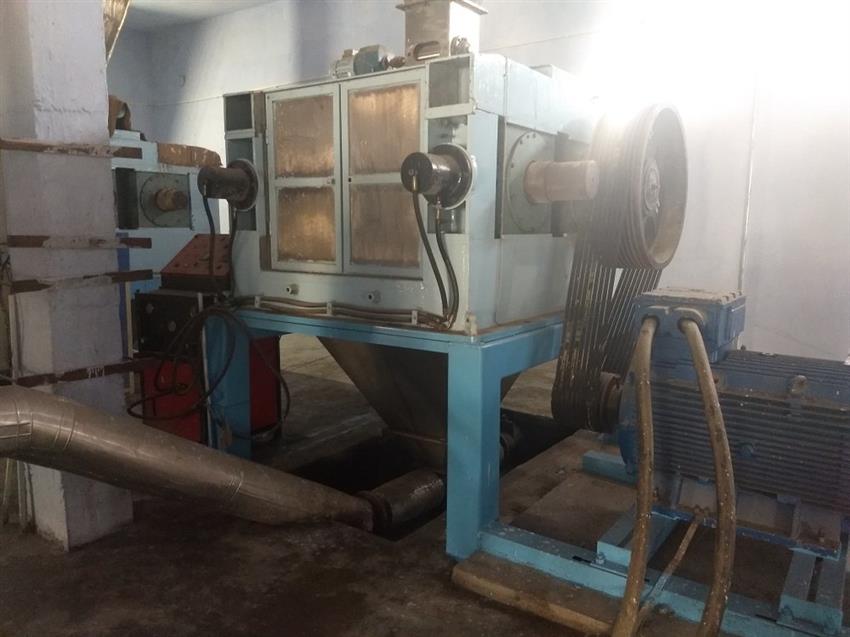 Vishnu Udyog Flaker Equipment