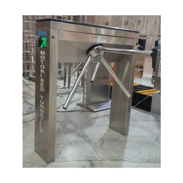 Waist Height Tripod Access Machine