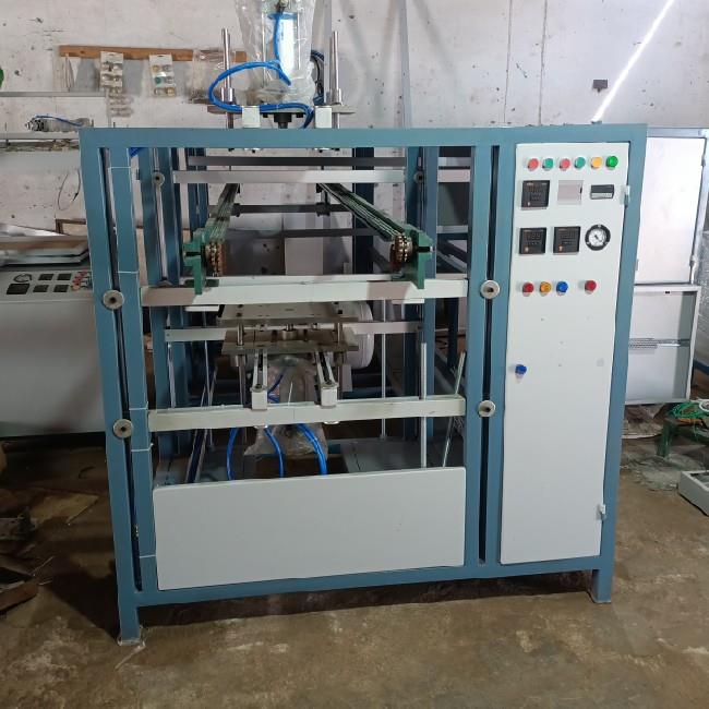 Vacuum Forming Machine Manufacturer