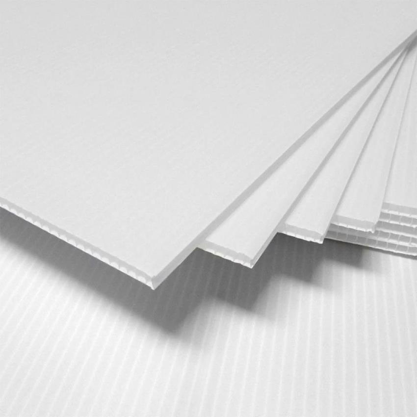 White Corrugated Plastic Floor Sheets
