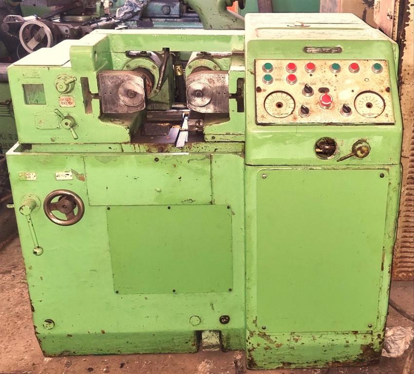 WMW 15 Ton Thread Roller Machine