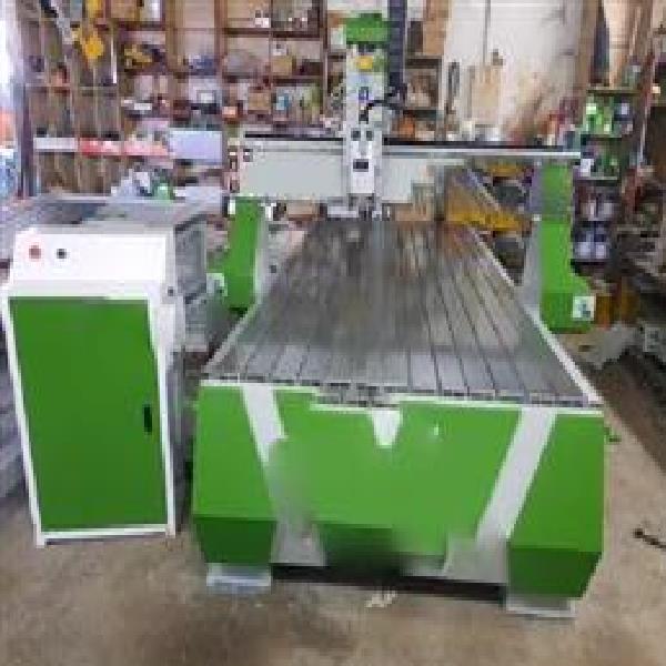 Wood Cutting Machine