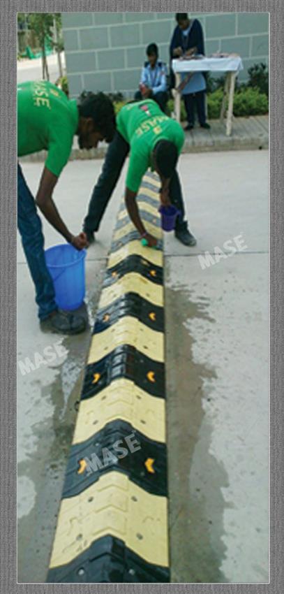 Mase Plastic Chevron Speed Bumps