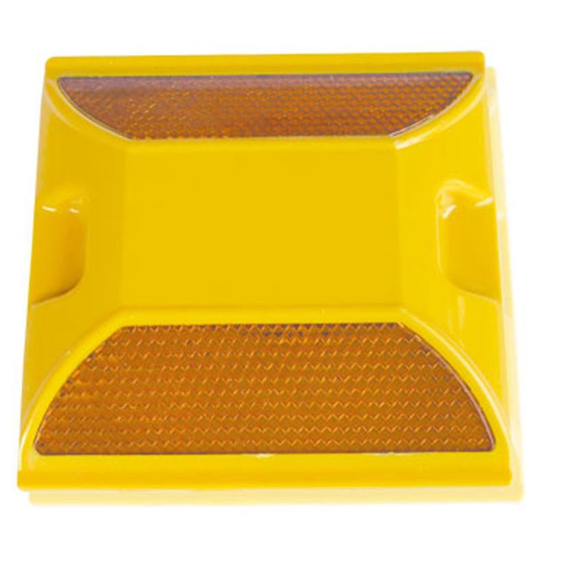 Yellow Plastic Road Marker, 100x100x20mm