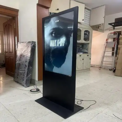 Acrylic LED Round Digital Signage