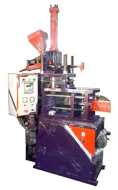 Automatic Plastic Injection Moulding Equipment