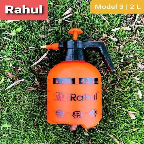 Black Plastic Water Spray Device