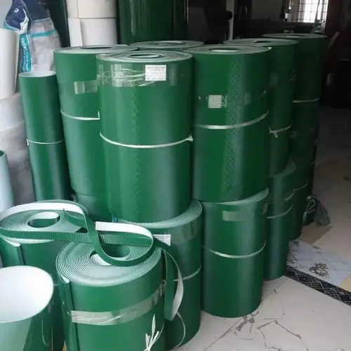 Cleated PVC Conveyor Belt, Up to 2mm