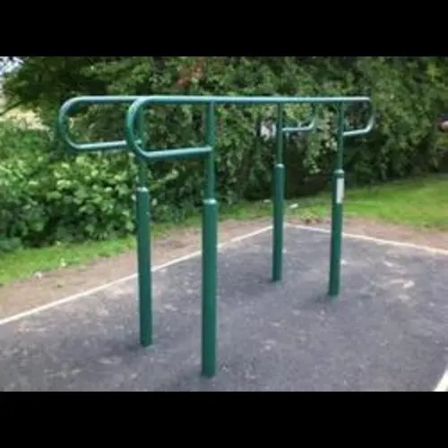 Galvanized Iron Outdoor Parallel Bar