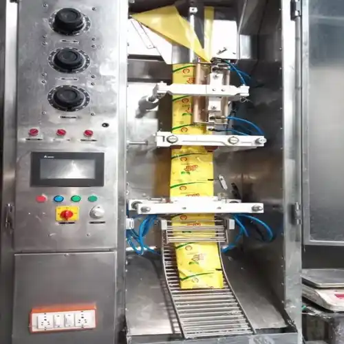 Ghee Pouch Filling Equipment, 2HP