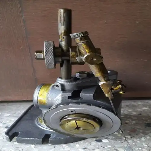 HMT Universal Cylindrical Grinding Machine