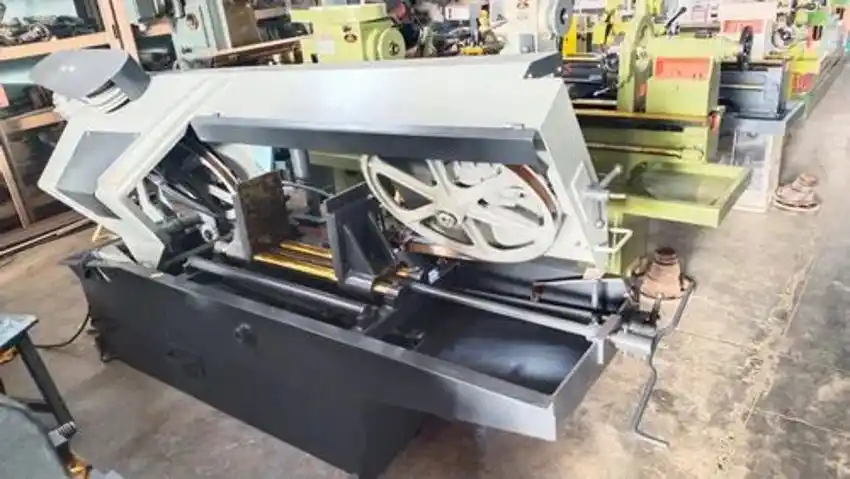 Horizontal Band Saw, 5 Inch Capacity