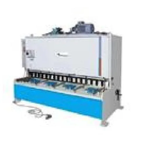 Hydraulic Shearing Machine (NC)