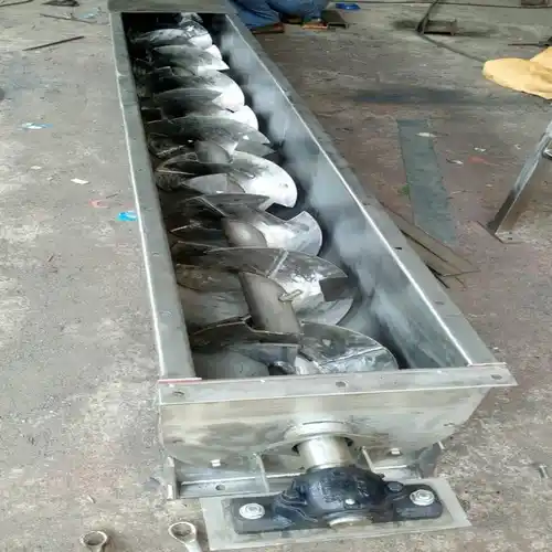 MECHTECH Semi-Automatic Screw Mixing Machine