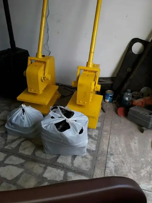 MF Manual Slipper Machine