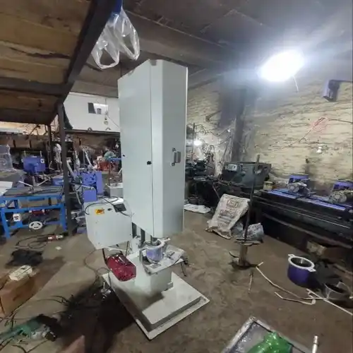 Mild Steel Compaction Factor Equipment, 4-6 Kgs Capacity