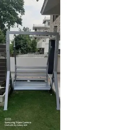 Mild Steel Garden Jhulla Painted