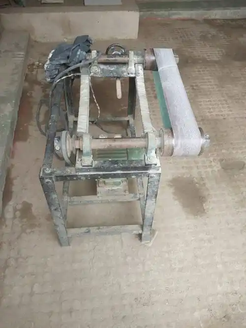 Mild Steel Glass Cutter Burr Removal Machine, Semi-Automatic