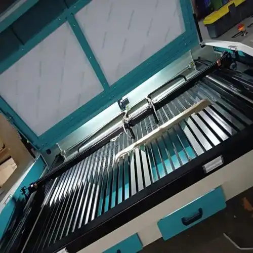 Non-Metal CO2 Laser Sheet Cutter