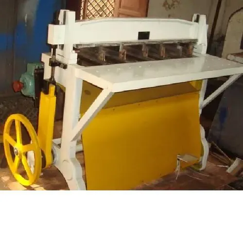 Non Woven Fabric Roll Cutter