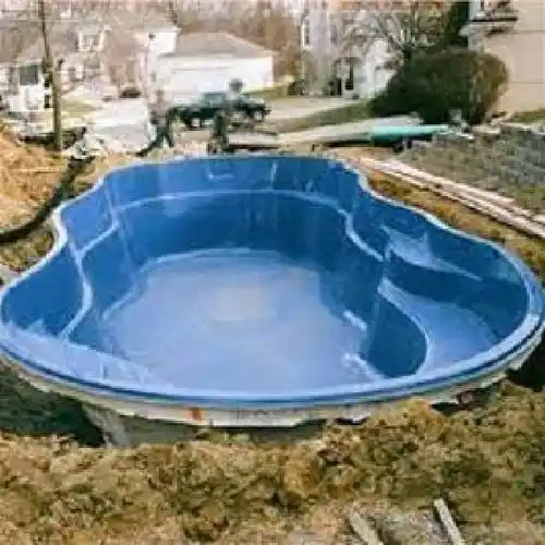 Outdoor Fiberglass Pool