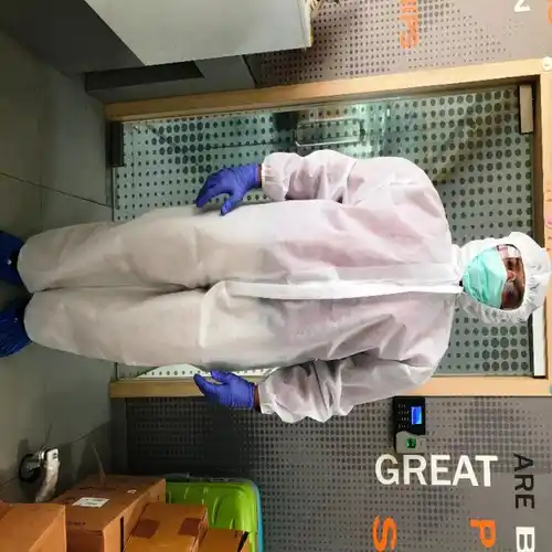 Polypropylene Disposable PPE Kit (Large)