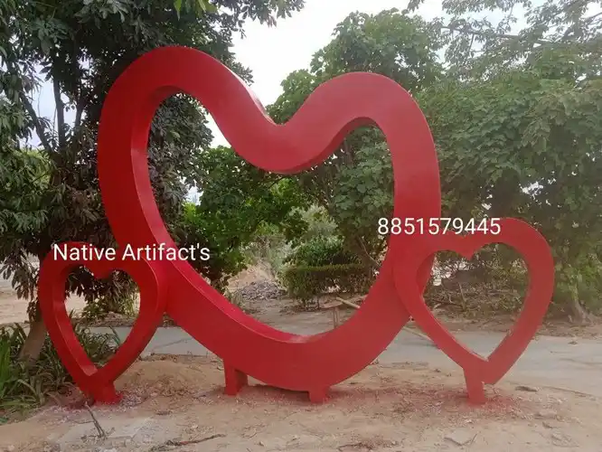 Red FRP Heart Sculpture, For Exterior Decor