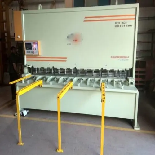 RHVR-1330 Automatic MS Plate Cutting Machine