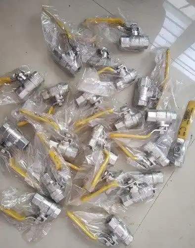 Screwed 10 Kg Stainless Steel Ball Valve