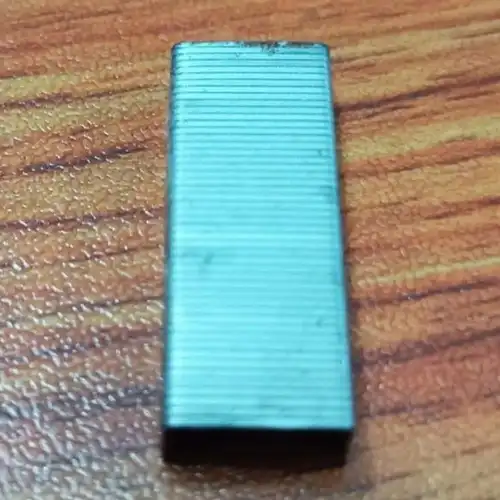 Silver Stainless Steel Office Staples, 20mm