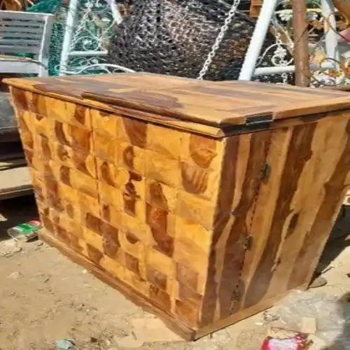 Simple Shoe Storage Stand