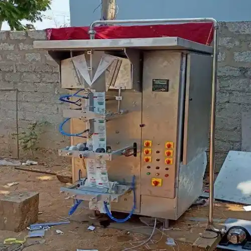 SS Liquid Pouch Filling Machine