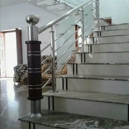 Steel Wood Master Post