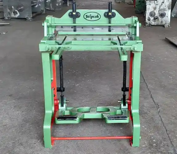 Treadle Guillotine Shearing Machine, 500-1000mm Width