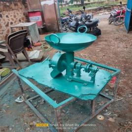 Wet Daal Grinding / Gili Daal Pisai Machine