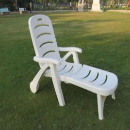 Standard Plastic Pool Lounger