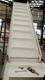 White PVC Inclined Conveyor Belt