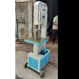 Wood Cutting Vertical Bandsaw