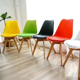 Wood Seat Restaurant Chairs, Multicolour