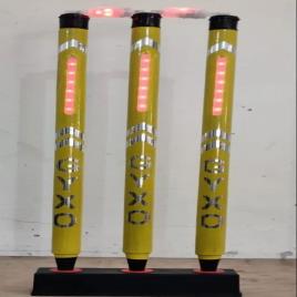Yellow LED Cricket Stumps Set, 28 Inch